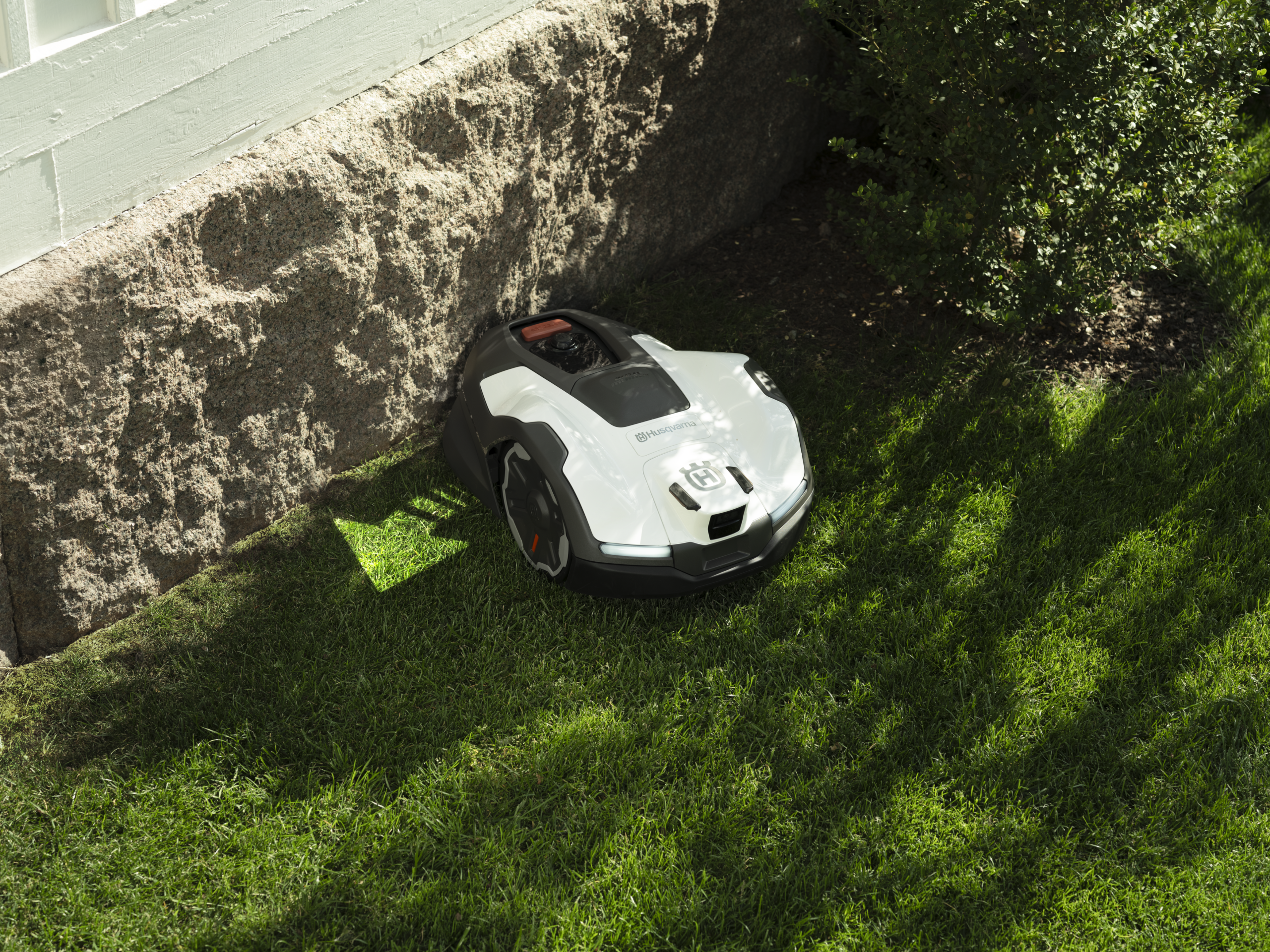 ROBOT DE TUNS GAZON Husqvarna, Automower® 410VE NERA-1500mp - imagine 3